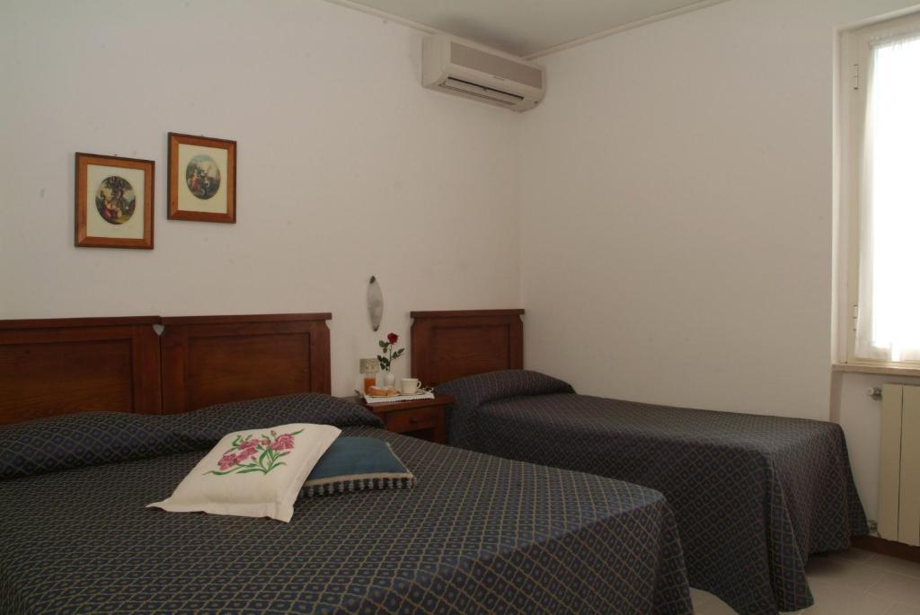 Residence I Due Pini Marina di Grosseto Pokoj fotografie